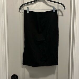 Pencil shirt with side slit